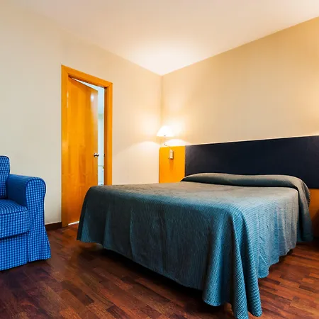 Szálloda Villacarlos 3*