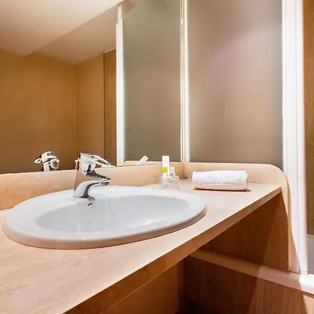 Hotel Villacarlos 3*