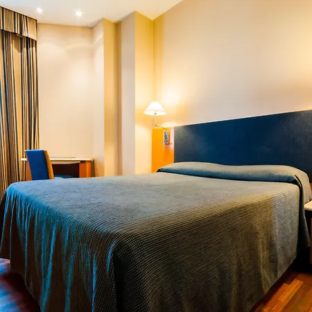 Hotel Villacarlos 3*