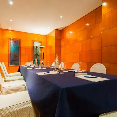 Villacarlos Hotel