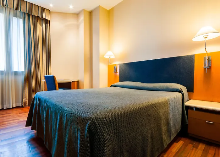 Hotel Villacarlos 3*